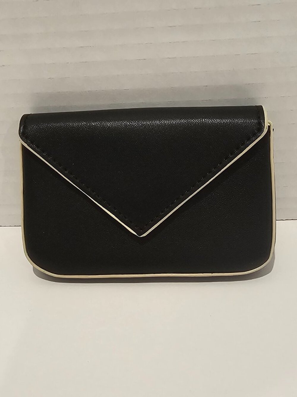 NWOT Vera Bradley Envelope Card Case Black Business Wallet Bag Holder ID Card